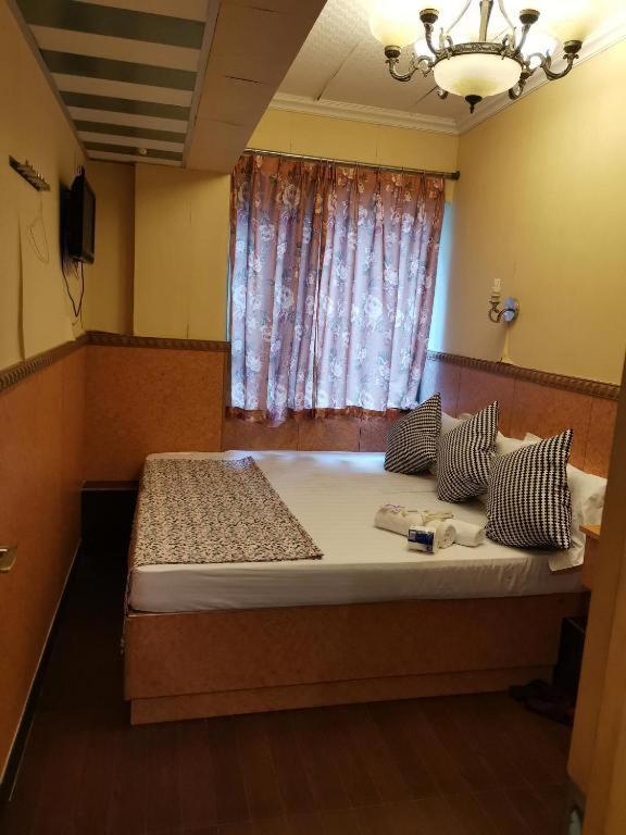 Philippine Manila Motel 8F Mirador Гонконг Экстерьер фото
